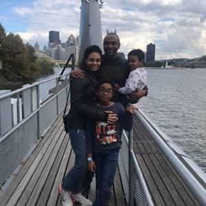 Meet your Posher, Safa